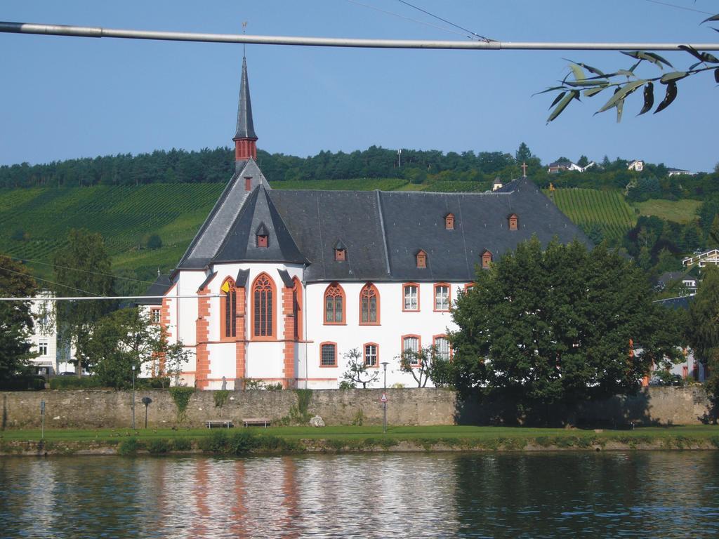 Christiana's Wein&art Hotel 3*